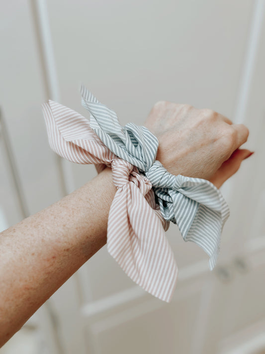 NEW - Set Of 2 Bow Striped Hairbands