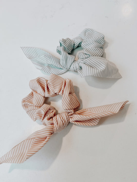 NEW - Set Of 2 Bow Striped Hairbands